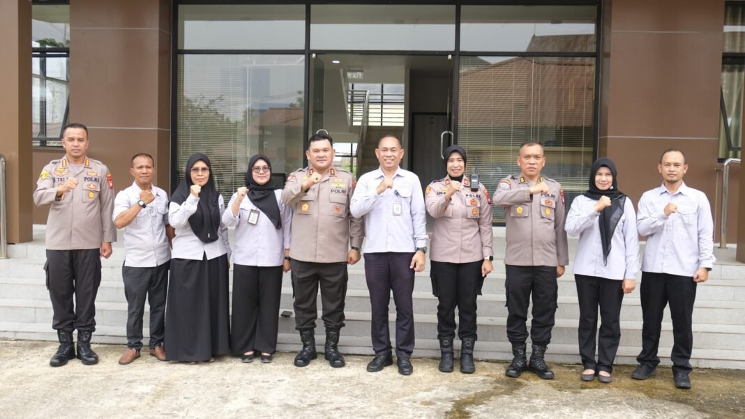 Sinergi Polri dan UPT PKPTK Pontianak, Kapolda Kalbar Tinjau Pelatihan Keterampilan Warga Sinergi Polri dan UPT PKPTK Pontianak, Kapolda Kalbar Tinjau Pelatihan Keterampilan Warga