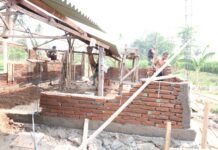 Bergotong Royong Bangun Hunian Layak, Bedah Rumah RTLH Bapak Ismail Terus Digenjot