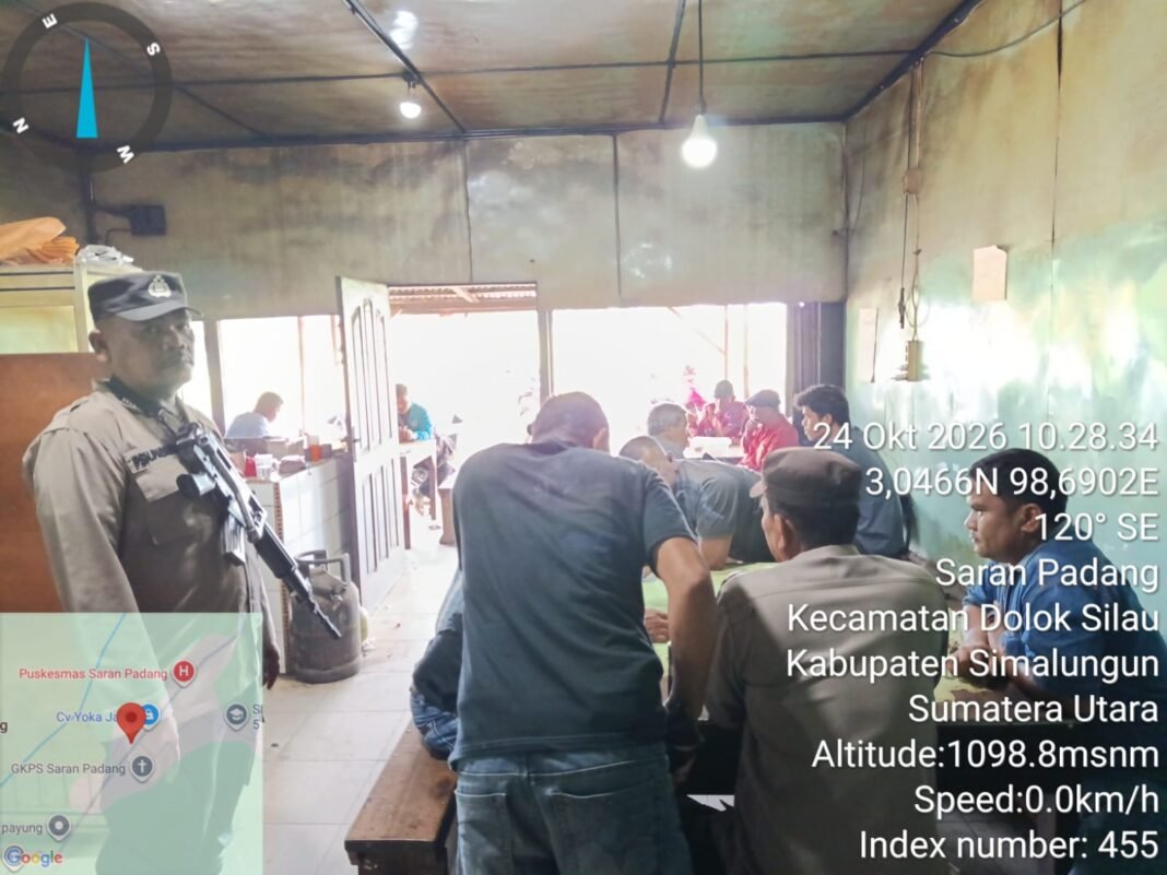 Kapolsek Dolok Silau Bantah Isu Judi Dadu Putar di Saran Padang: Personel Cek Lokasi, Tak Ditemukan Perjudian Kapolsek Dolok Silau Bantah Isu Judi Dadu Putar di Saran Padang: Personel Cek Lokasi, Tak Ditemukan Perjudian