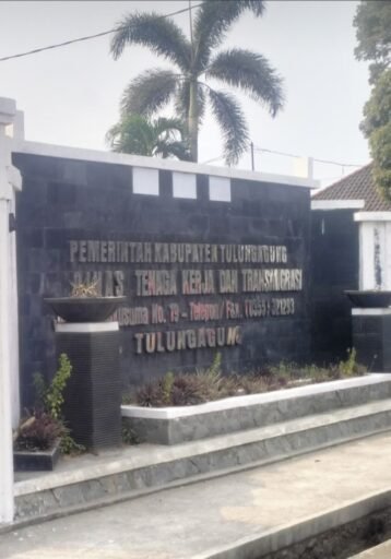 Berkedok Training 5 Minggu Tanpa Upah: Disnakertrans Tulungagung Diuji Ketegasannya Berkedok Training 5 Minggu Tanpa Upah: Disnakertrans Tulungagung Diuji Ketegasannya